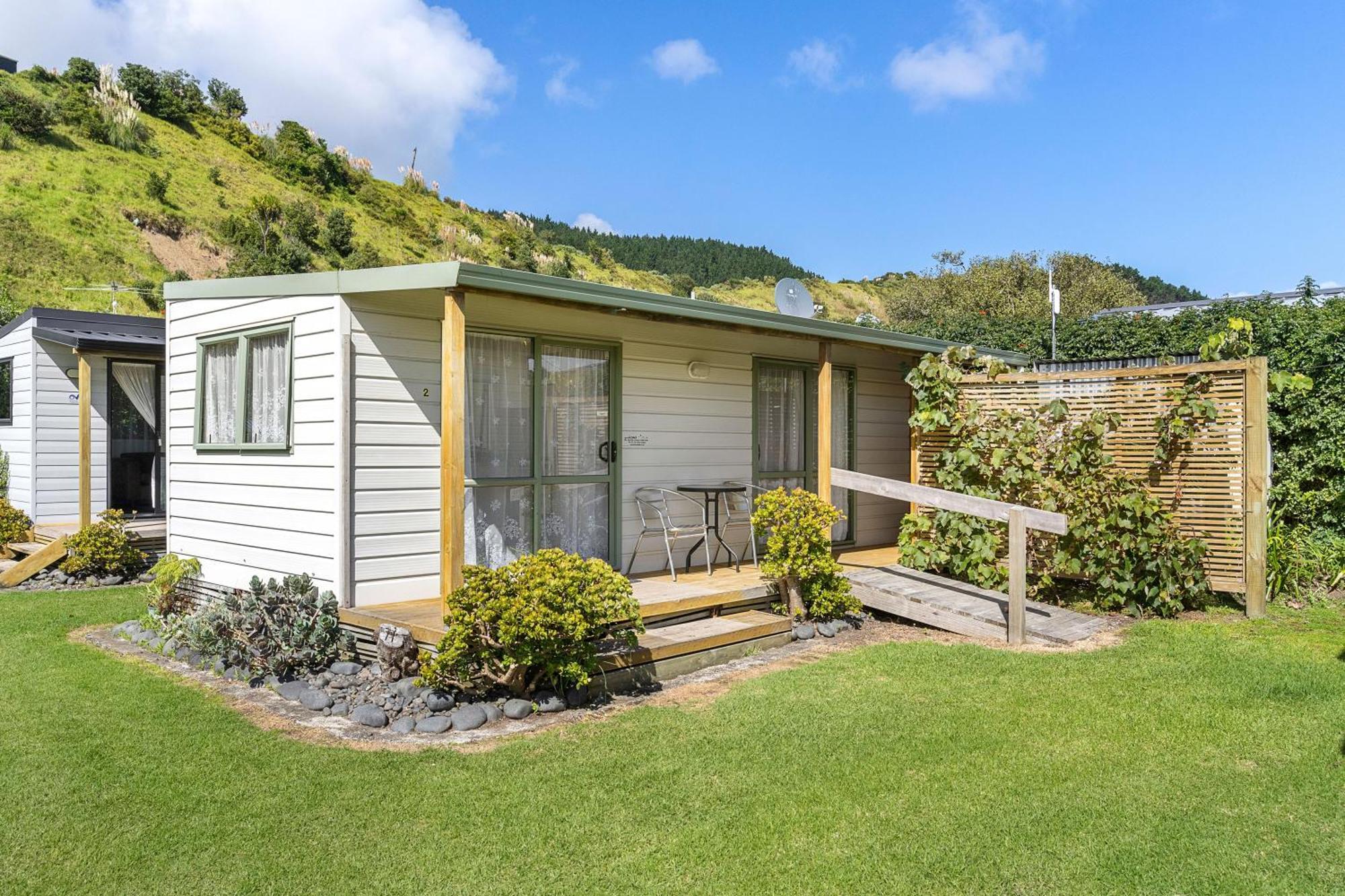 Port Waikato Holiday Park Exterior foto
